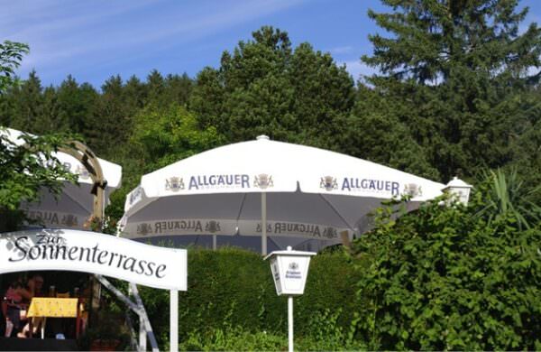 Quadratische Sonnenschirme