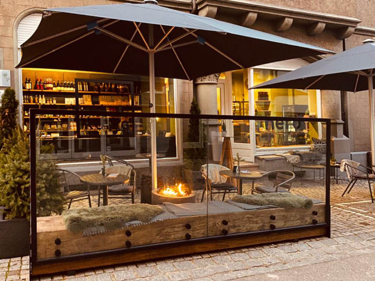 Windschutz Restaurant WEBA