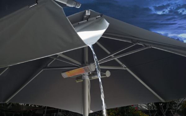 Regenrinne mit Stabilisierungsstäben