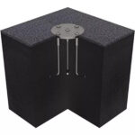 Einbetonierte Bodenhülse eines MultyLine Schirm von WEBA