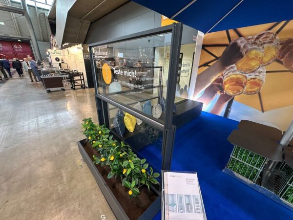 Messestand-WEBA-Sonnenschirme-2