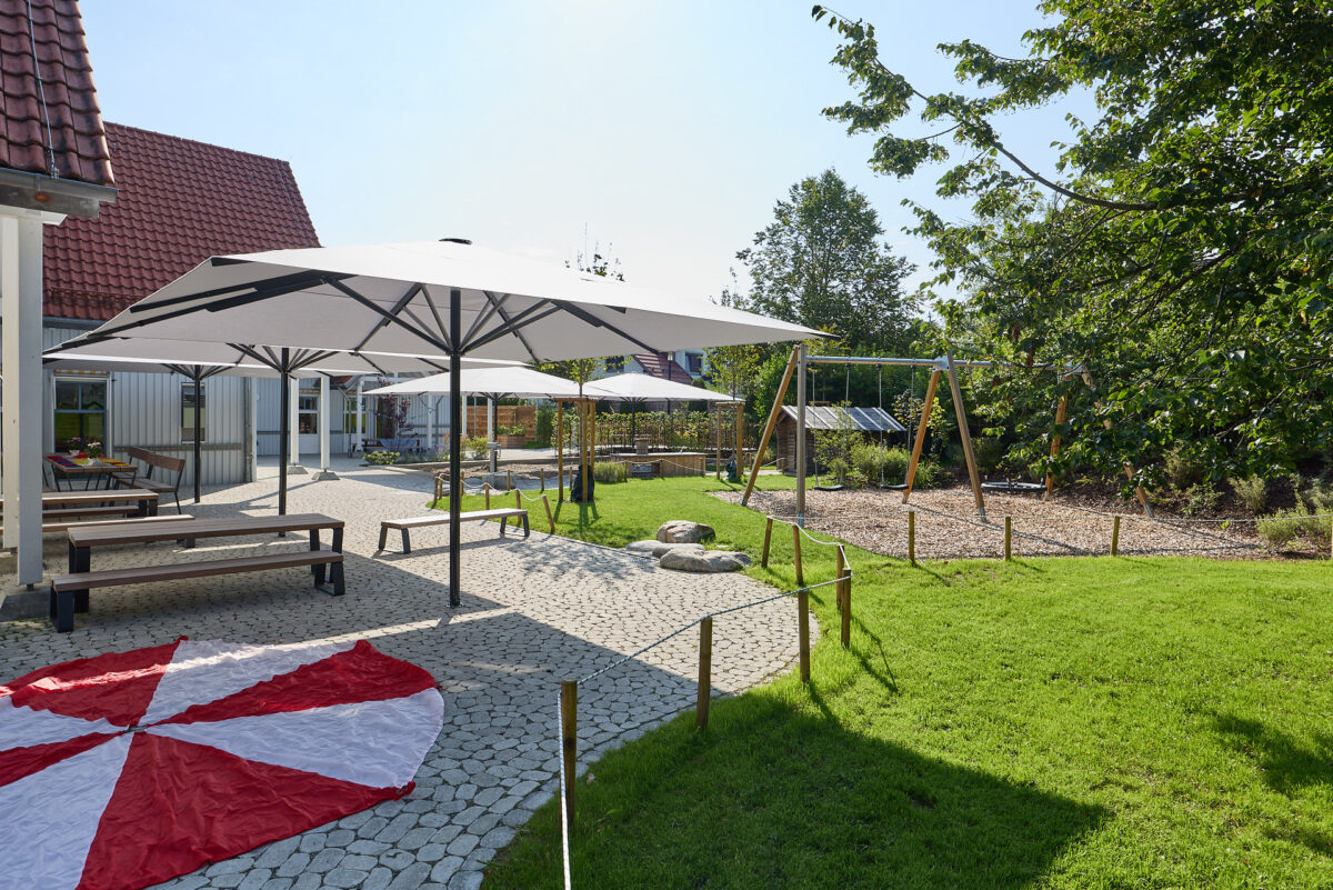 Sonnenschirm Multy-Line Arche Noah Referenz